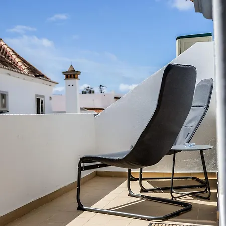 Rooftop Terrace In By Lovelystay * タヴィラ